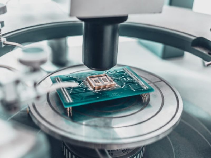 Global semiconductor manufacturing equipment sales hit a record high last year, with Taiwan showing the strongest growth.