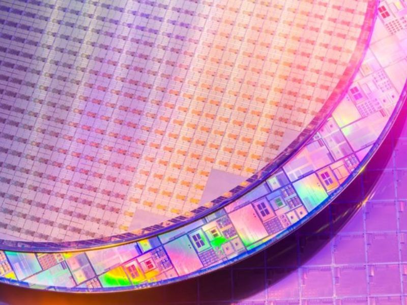 Global silicon wafer shipments increased by 13% year-on-year in Q1. SEMI: Demand extends from memory to power management components.